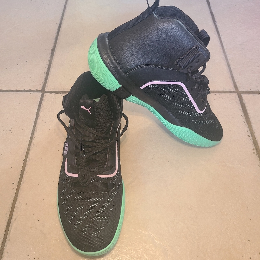 Puma Legacy Dark Mode Black Orchid Bloom